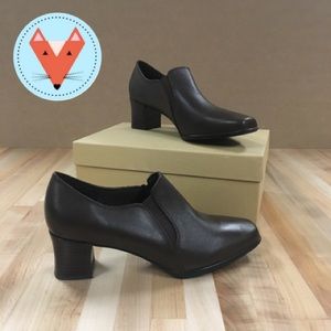 🦊 Leather Brown Booties